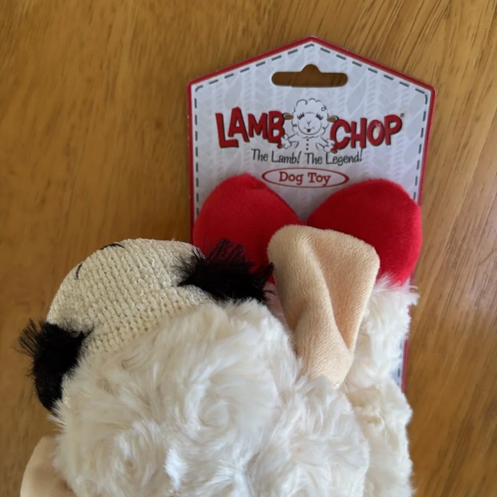 ✋NWT Lamb Chop Dog Toy Squeeze Squeak Pet